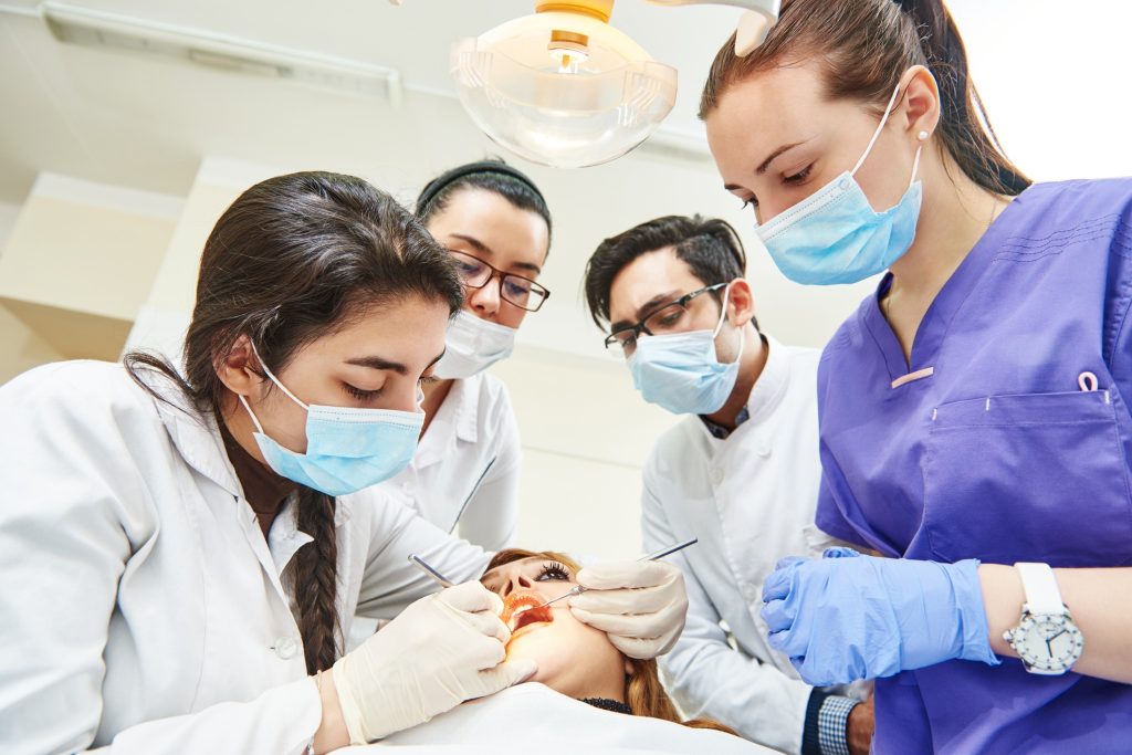 Prácticas En Odontología